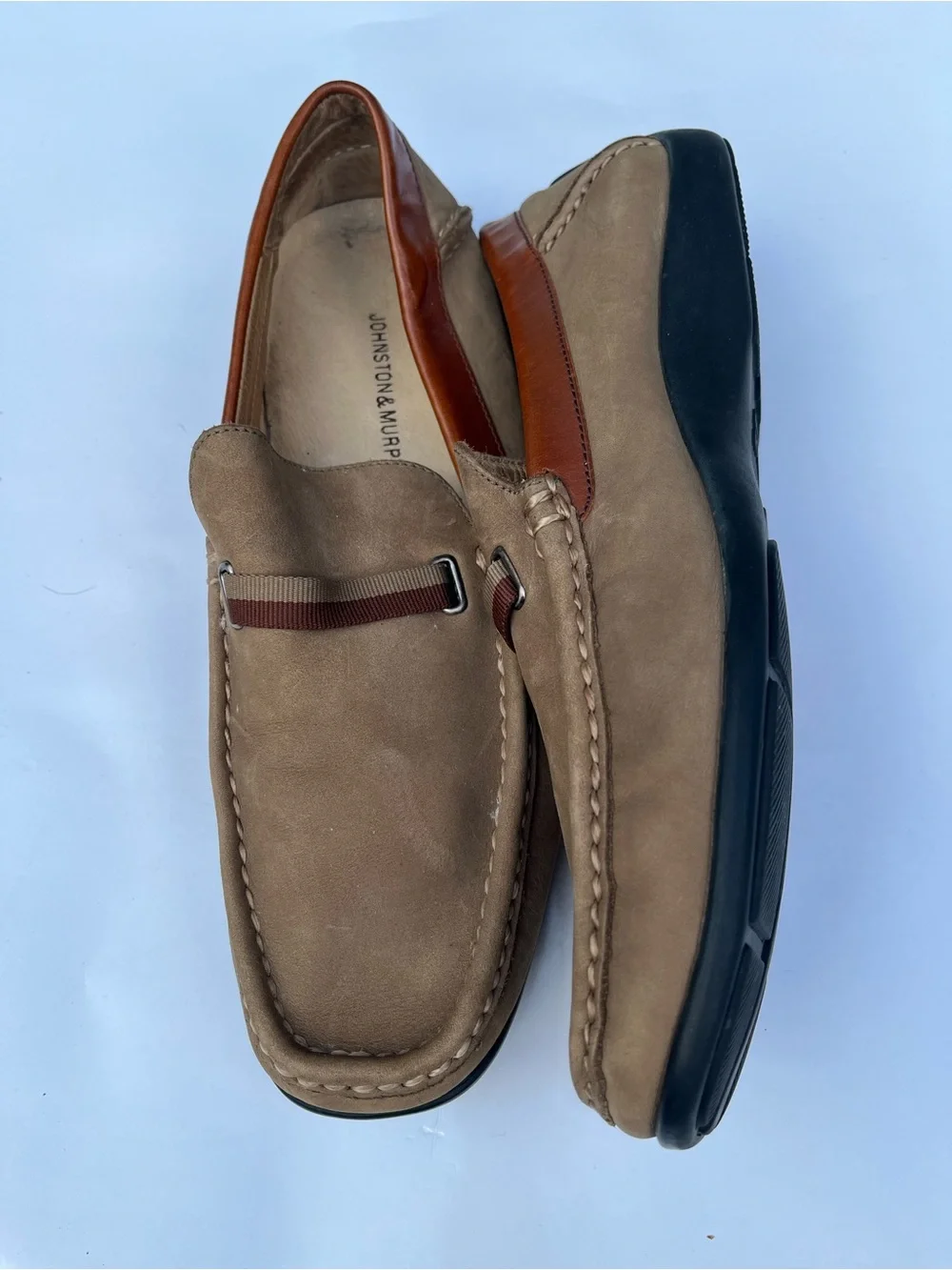 Johnston & Murphy Taupe Suede Slip-On Loafers Brown Trim Metal Bit Size 8.5